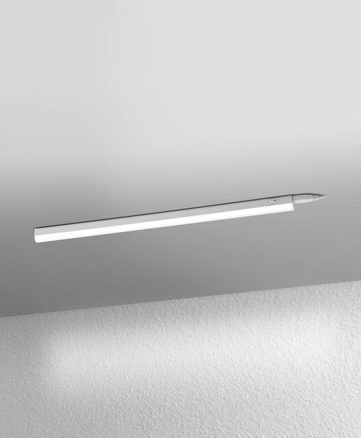 LED Switch Batten 300mm 4W 830